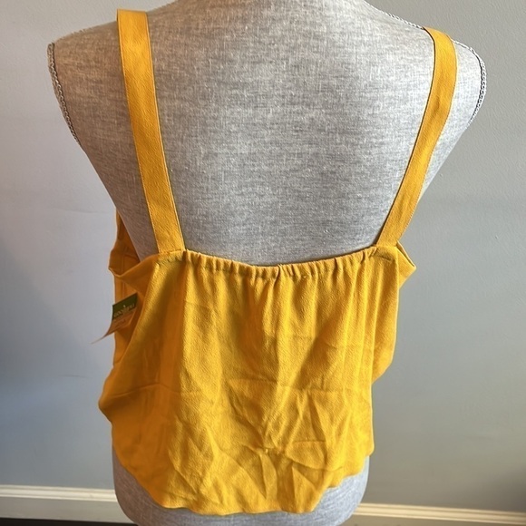 Madewell button front tie tank top size L mustard yellow.  Excellent condition - Picture 5 of 7